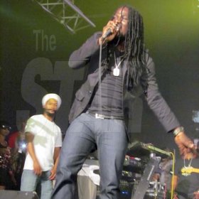 I-Octane commands the attention of his fans