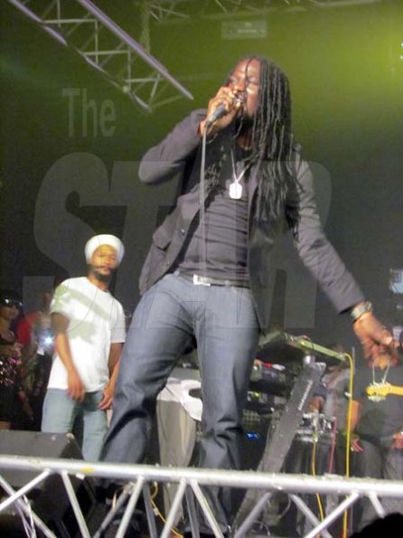 I-Octane commands the attention of his fans