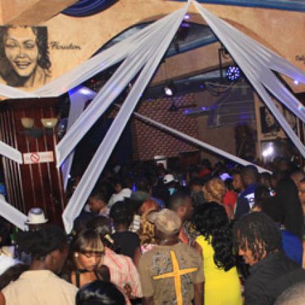 Beenie Man birthday party dubbed: Dweet again part two