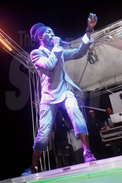 Bubbles Anniversary highlights (features live performance from Sizzla Kalonji)