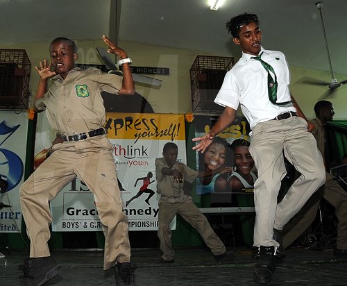 Ian Allen/Photographer
Champs 100 celebration at Calabar High School.