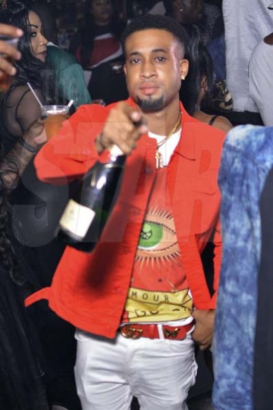 *** Local Caption *** Anthony Minott/Freelance PhotographerScenes during Champagne Campaign that was held at Oak Plaza in Portmore, St Catherine, recently.