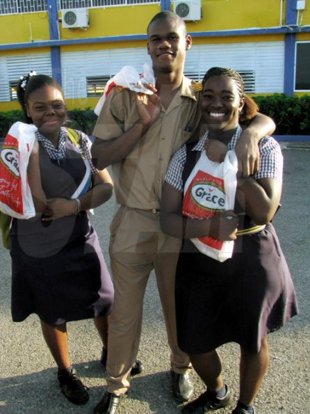 Shanice Lynch, Raffeet Young and Shanile Smith were eager to get their picture in Youthlink at The Gleaner Champs 100 Tour. 


Students lined the upper and lower corridors of buildings at St Elizabeth Technical High School (STETHS), buzzing with adrenaline and eager for The Gleaner Champs 100 Tour to begin. This was the fourth stop of the six-week-long tour and it has become clear that the vibes becomes more explosive the closer the tour gets to the centennial staging of the ISSA/GraceKennedy Boys and Girls' Championships on March 24-27.