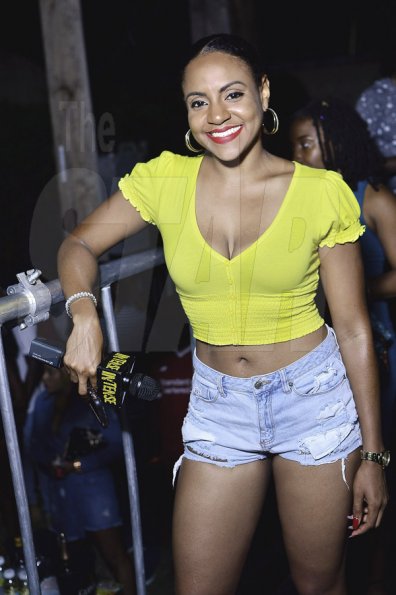 Anthony Minott photos<\n><\n>There ladies were feeling the vibes at Tuesday night's Cross Di Wataz held at the Portmore Mall in St. Catherine.