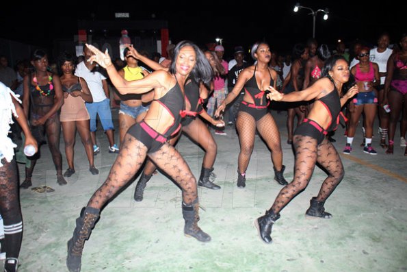 Magnum Downtown Carnival party (photo highlights)