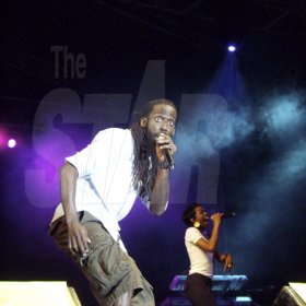 International artiste Tye Tribbett engages the crowd at the Best Dressed Fun in the Son.