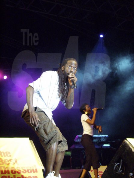 International artiste Tye Tribbett engages the crowd at the Best Dressed Fun in the Son.