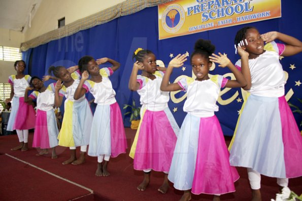 Anthony Minott/Freelance Photographer
The dancers in action during Glowell Preparatory School Leaving Exercise