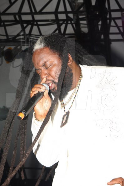 Publication: Daily Star
Photo by Noel Thompson

Peter Morgan, lead singer of Morgan Heritage, doing as good a job as he always does,  at Reggae Sumfest International NIght last Friday (July 24, 2009) in Catherine Hall, Montego Bay.