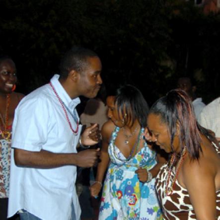 Winston Sill / Freelance Photographer
Jamaica Public Service Company (JPS) Corporate Commu ication Team host Media Christmas Party, held at Norbrook Drive, Norbrook on Sunday November 22, 2009.