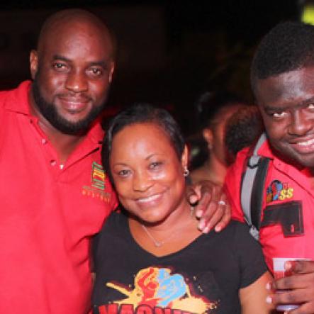 Magnum Tonic Wine Road Show in Black River (Photo highlight)
