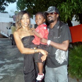 Roxroy McLean Photo

D'Angel and Beenie Man with their three-year old son Marco-Dean.