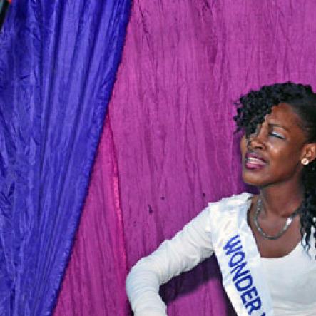 Miss Duncan's Pen 2016 (Photo highlights)