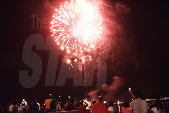 Gladstone Taylor / Photographer

Fireworks on the waterfront 2014 at Ocean Boulevard, Kingston