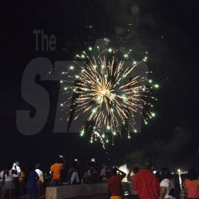 Gladstone Taylor / Photographer

Fireworks on the waterfront 2014 at Ocean Boulevard, Kingston