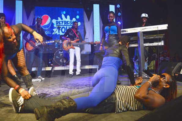 Pepsi Refresh Tour at Famous Night Club (Photo highlights)