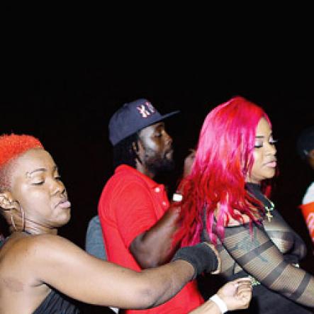 Pretty in Pink sizzles (Photo highlights)