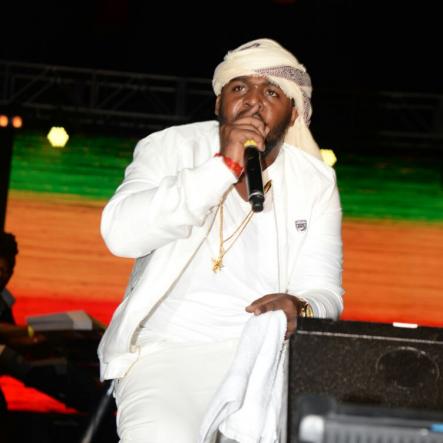 Tee Jay performing at Reggae Sumfest Dancehall Night 2017