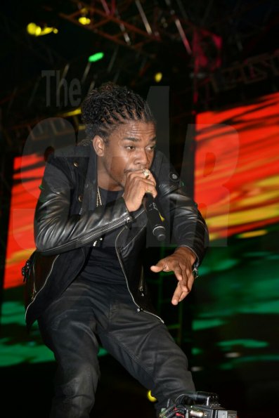 Jamiel Performing at Reggae Sumfest Dancehall Night 2017