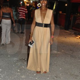 Janet Silvera Photo
 
Arlene Martin the lady of fashion making her 'Bold' statement at Reggae Sumfest last Friday at Catherine Hall in Montego Bay.