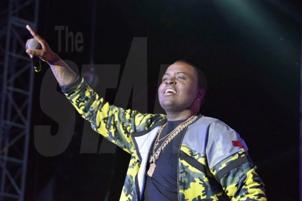 Ian Allen/Photographer
Sean Kingston performs at Shaggy and Friends Concert
