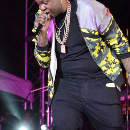 Ian Allen/Photographer
Sean Kingston performs at Shaggy and Friends Concert