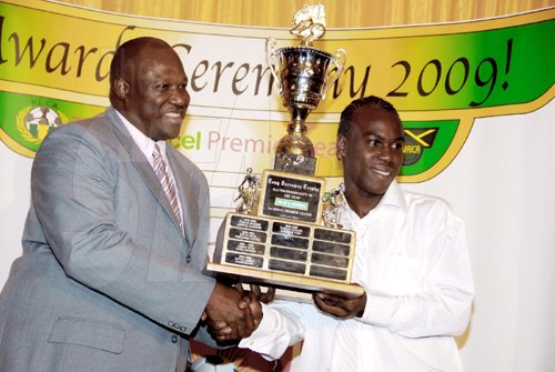 Colin Hamilton/Freelance Photographer
Digicel Premier League and National U-21 Awards Ceremony held at the Jamaica Pegasus Hotel on Tuesday June 9, 2009.