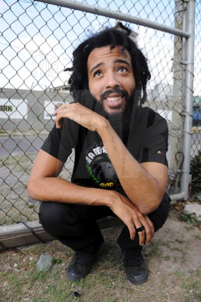 Gladstone Taylor / Photographer

Star artiste of the month Protoje