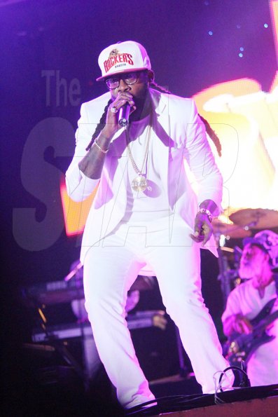 Anthony Minott photo
Reggae crooner Tarrus Riley was in a 'singy singy' mood for the ladies when he performed at Magnum Sting 2014.