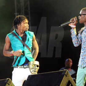 Anthony Minott

Clash artistes go at each other