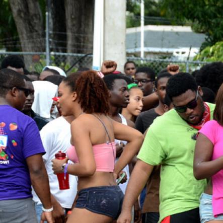 uwi-carnival-