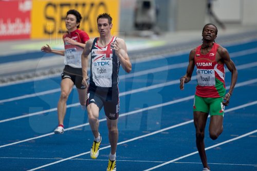 mens-400m-round1-CARIBE_runners-and-UK_Bingam-wins-silver-11