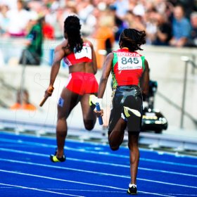 CARIBE-womens-100m-relay-semis-10