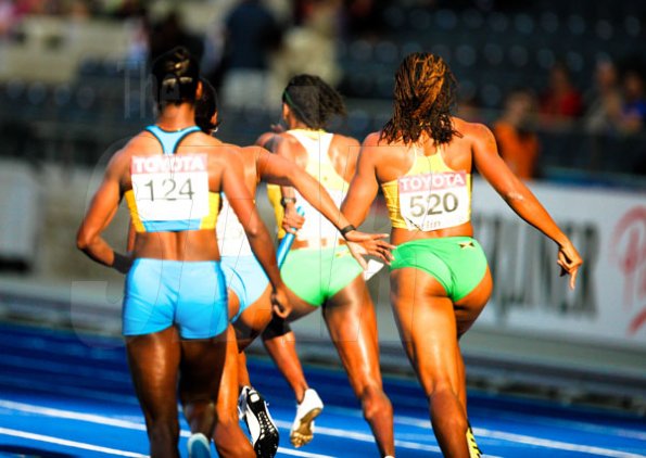 CARIBE-womens-100m-relay-semis-9